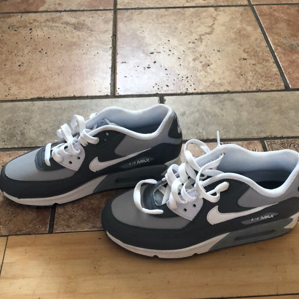 Nike air max shoes